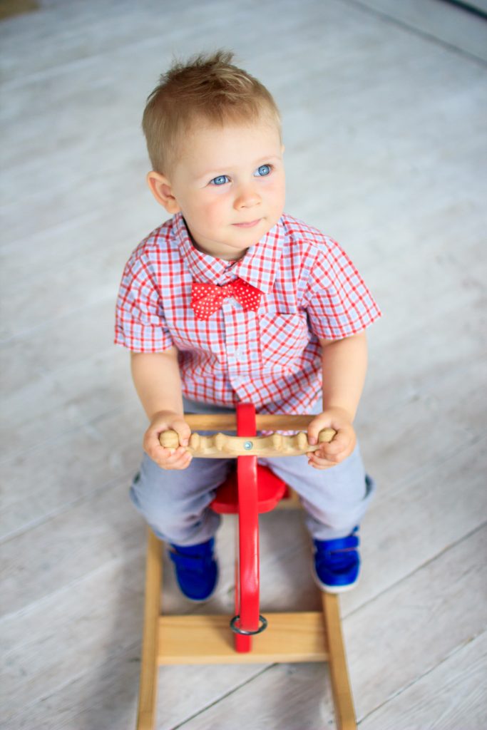 Мальчик в фото студии