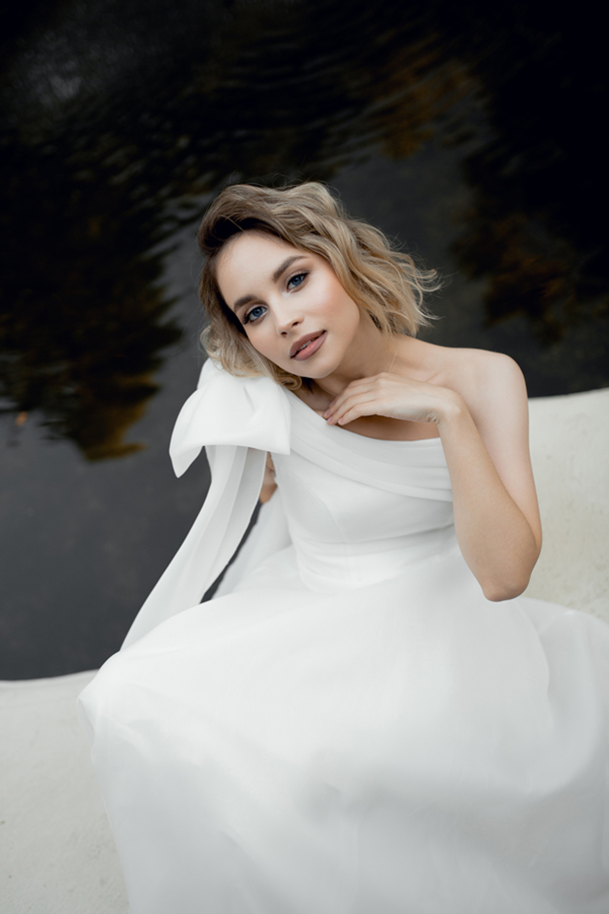 Свадебная фотография в Минске, невеста, пара красивая, красивое свадебное платье, усвадьба для свадьбы