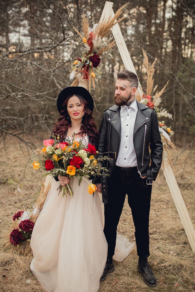 Свадебная пара, жених и невеста, Wedding, весна, кожаная куртка