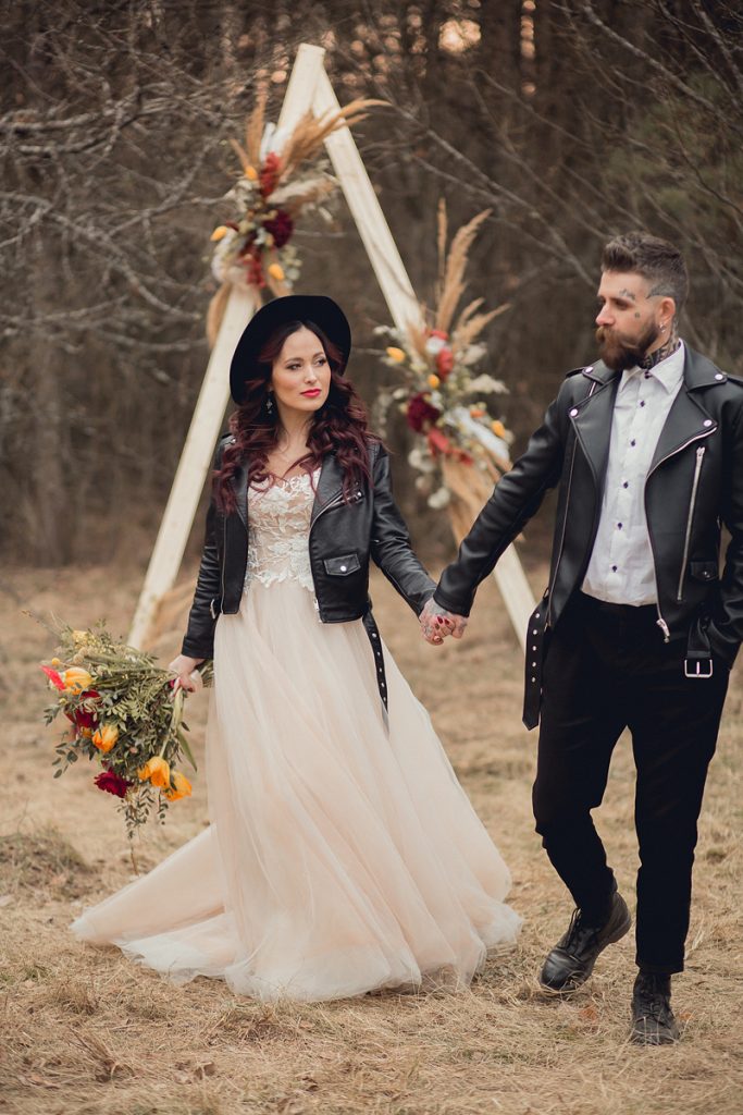 Свадебная пара, жених и невеста, Wedding, весна, кожаная куртка