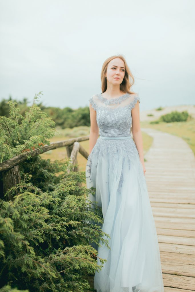 Cote d'Azur, Italy, Pisa, bride, wedding dress