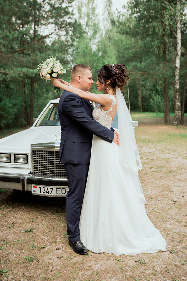Стилизованная фотосессия, свадебная сьемка, пара, свадебное платье, прогулка, Минск