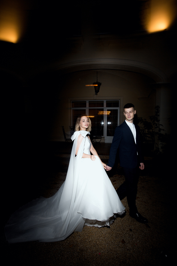 Свадебная фотография в Минске, невеста, пара красивая, красивое свадебное платье, усвадьба для свадьбы Фотограф Егор Ганевич Минск